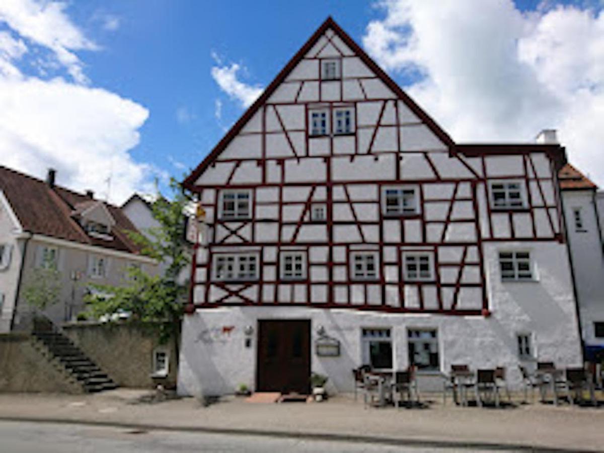 Schildwirtschaft Zum Rothen Ochsen Hotel Laupheim Buitenkant foto