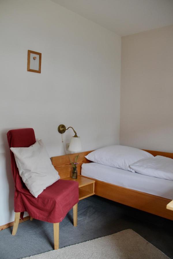 Schildwirtschaft Zum Rothen Ochsen Hotel Laupheim Buitenkant foto